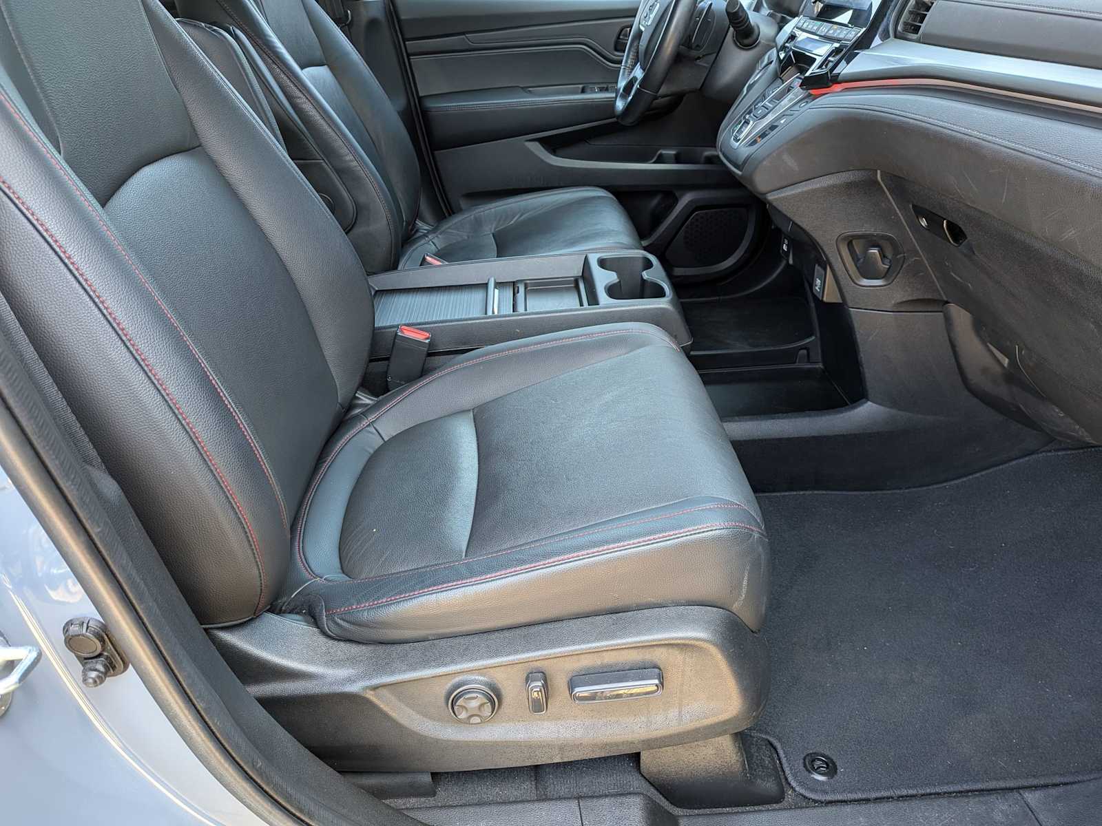 Thumbnail: 2023 Honda Odyssey - 20