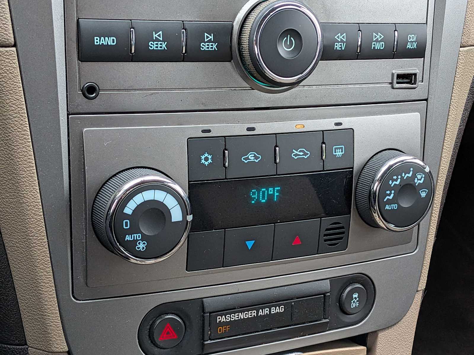 Thumbnail: 2012 Chevrolet Malibu - 31