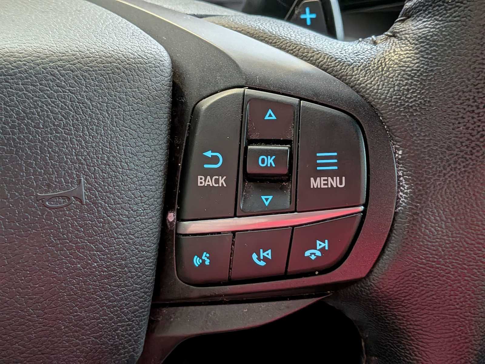 Thumbnail: 2020 Ford Explorer - 23