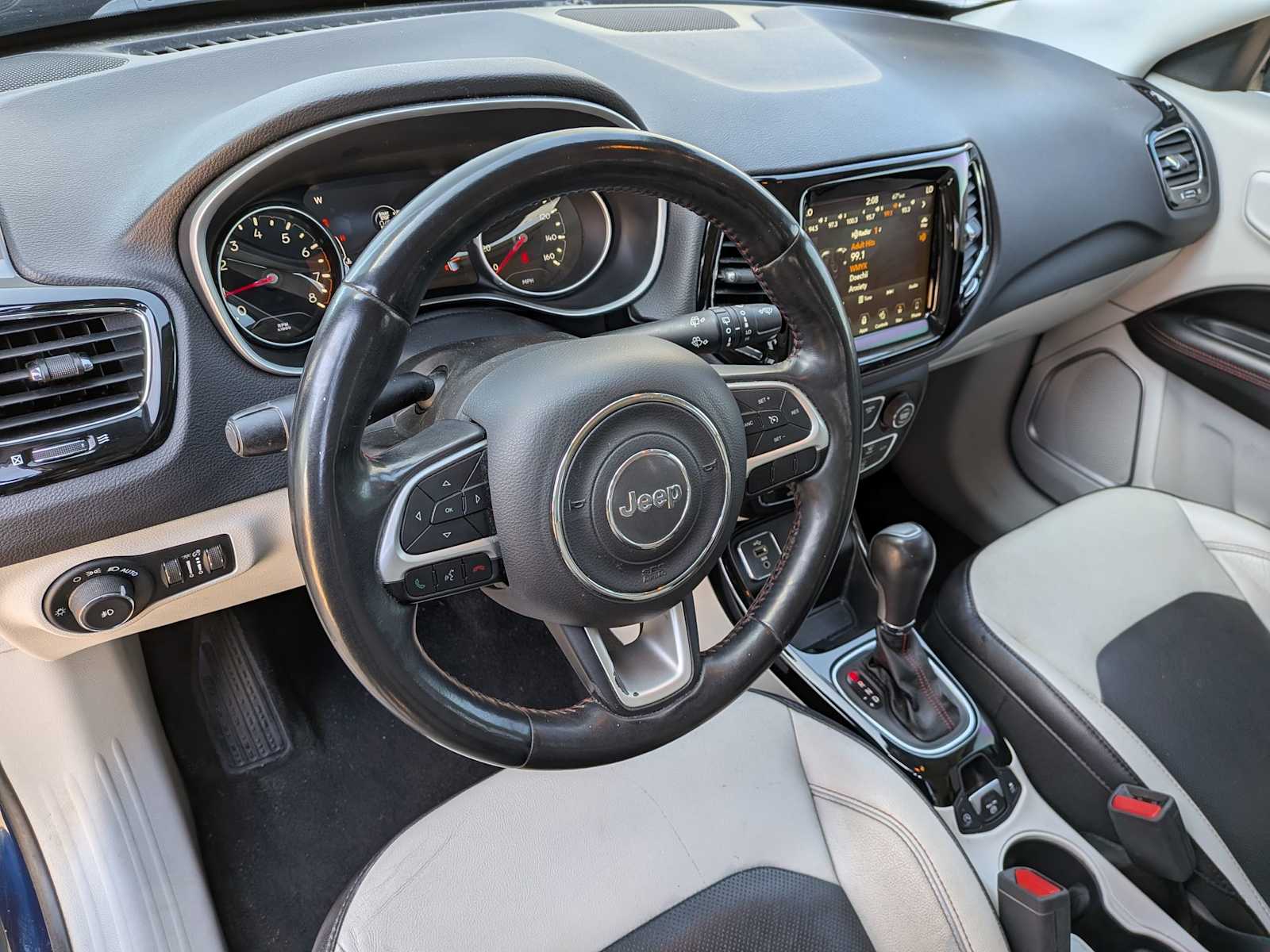 Thumbnail: 2018 Jeep Compass - 14