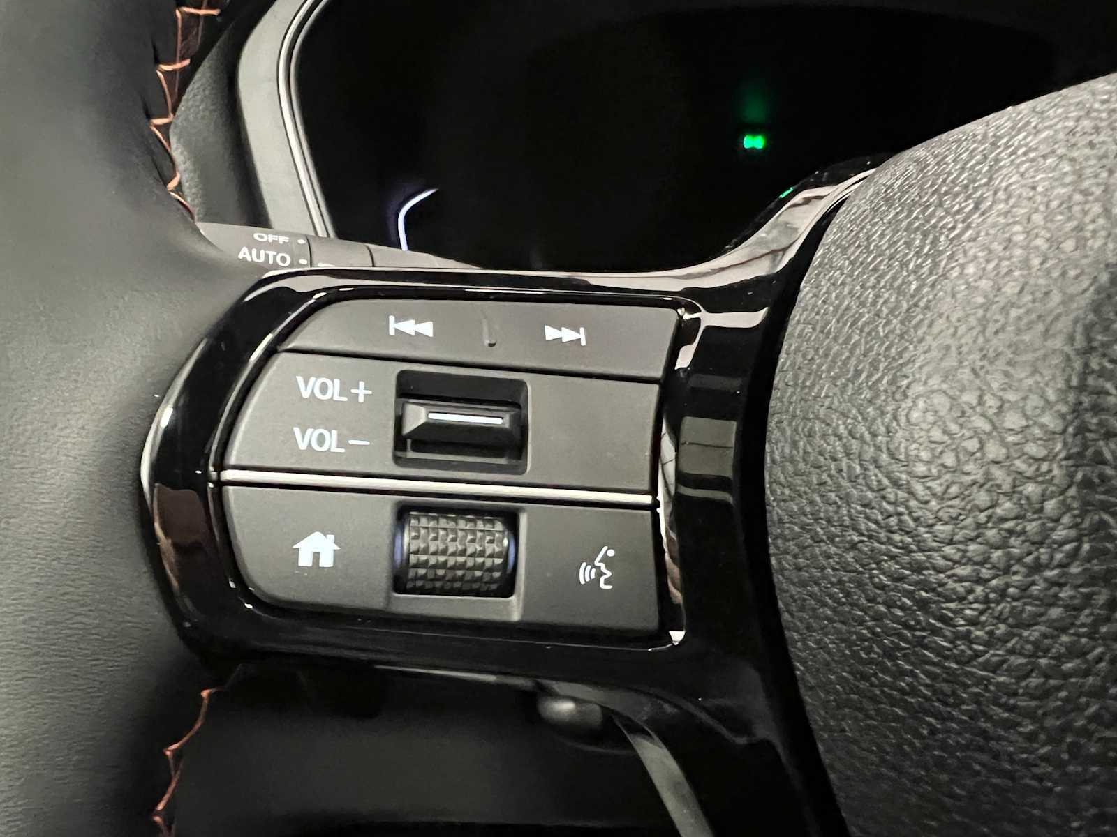 Thumbnail: 2025 Honda Pilot - 16