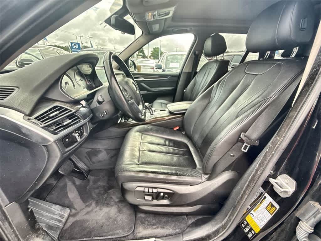 Thumbnail: 2015 BMW X5 - 15