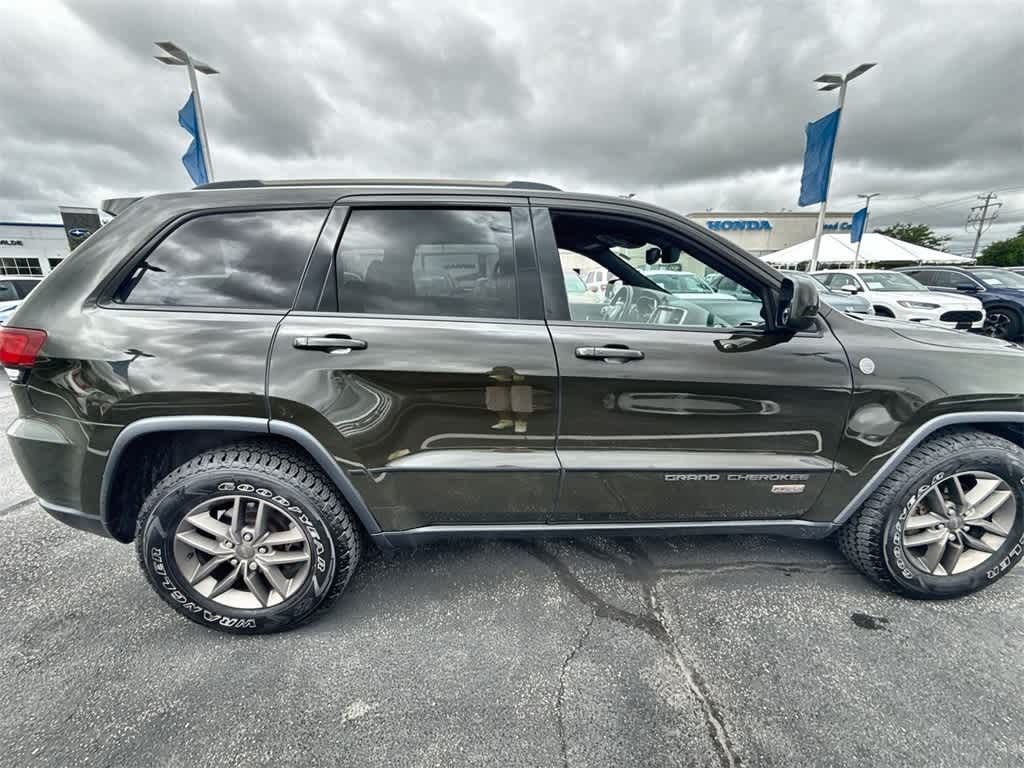 Thumbnail: 2016 Jeep Grand Cherokee - 7