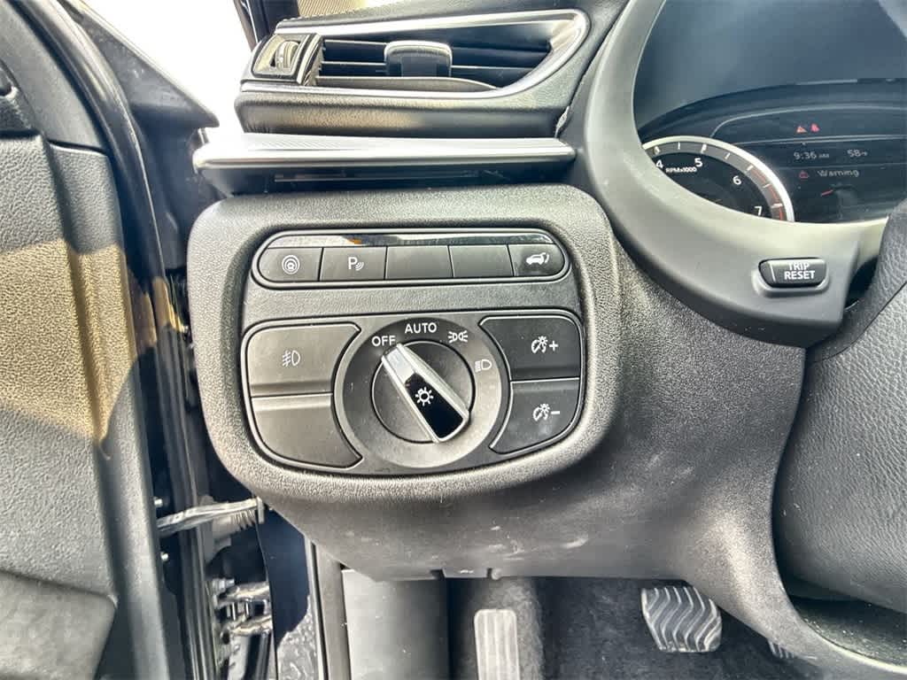 2020 INFINITI QX50 Essential 16