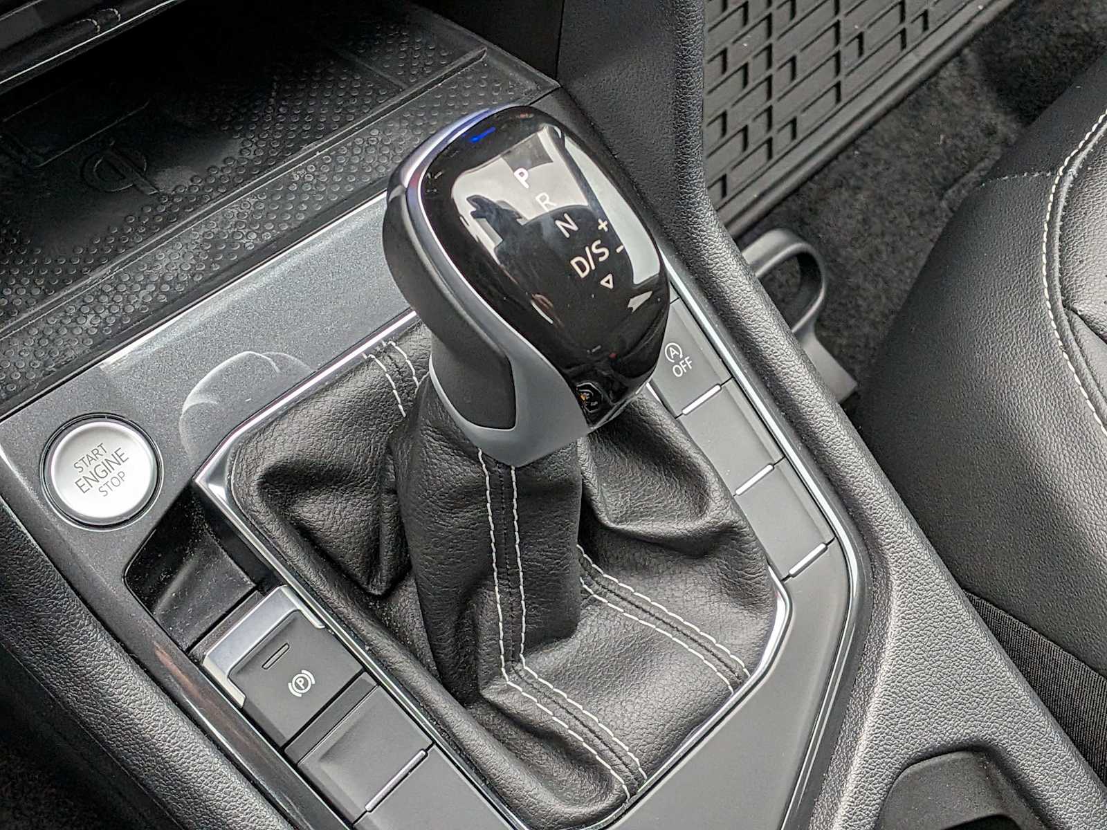 Thumbnail: 2024 Volkswagen Tiguan - 28