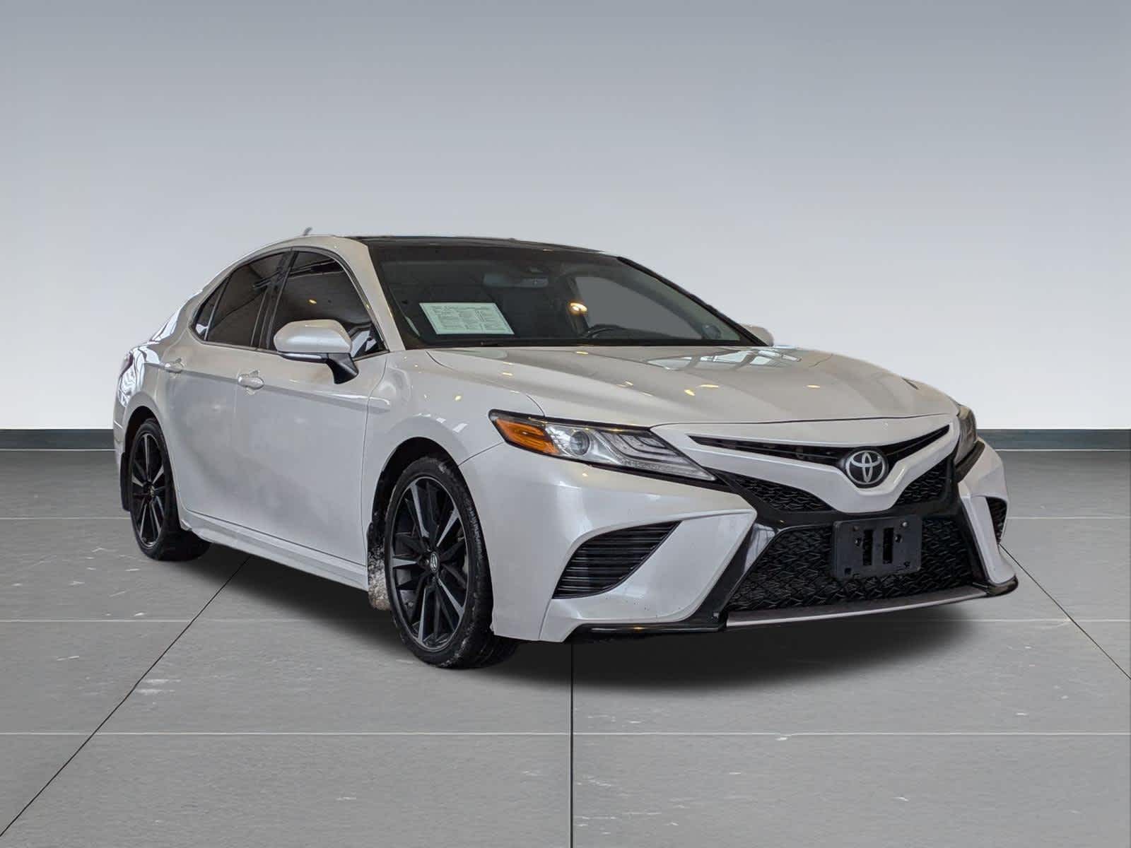 Thumbnail: 2019 Toyota Camry - 8