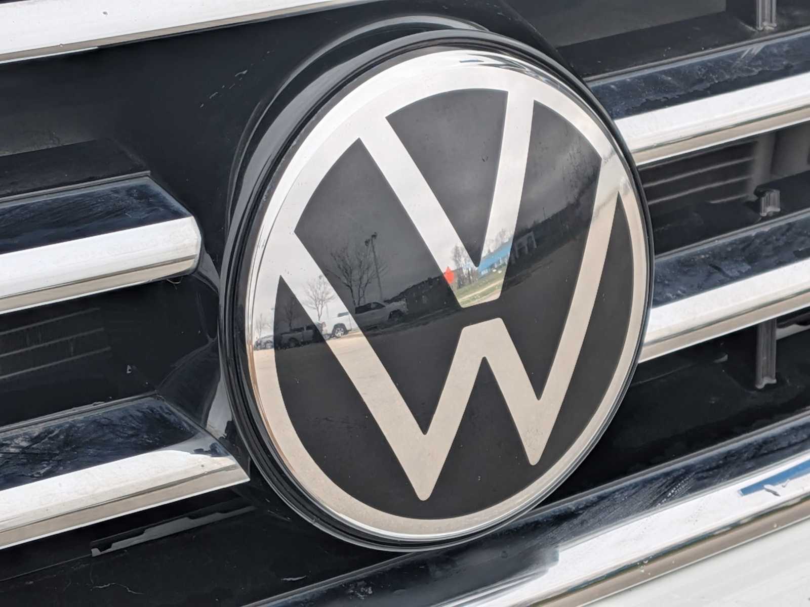 Thumbnail: 2022 Volkswagen Tiguan - 13