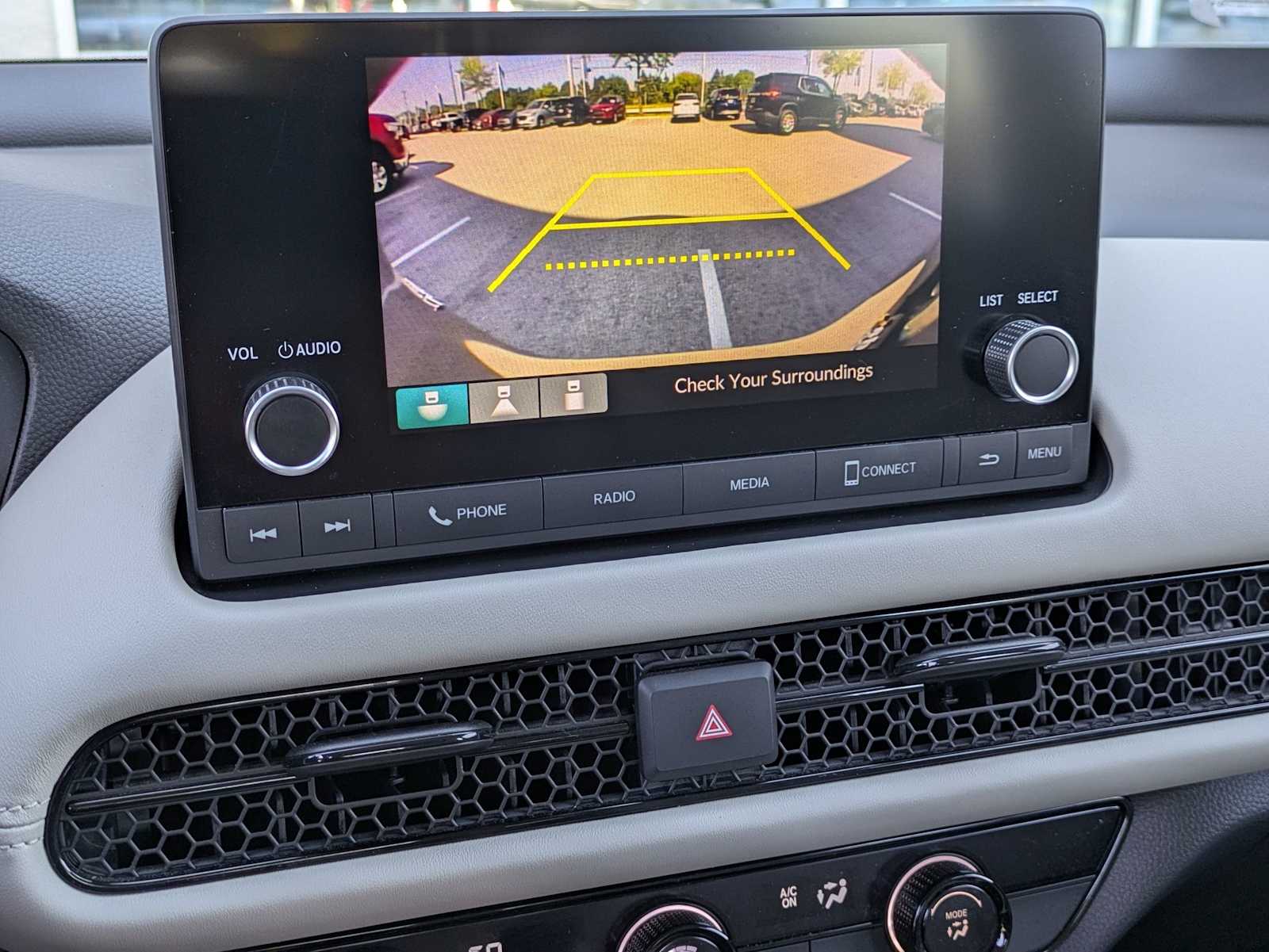 Thumbnail: 2023 Honda HR-V - 24