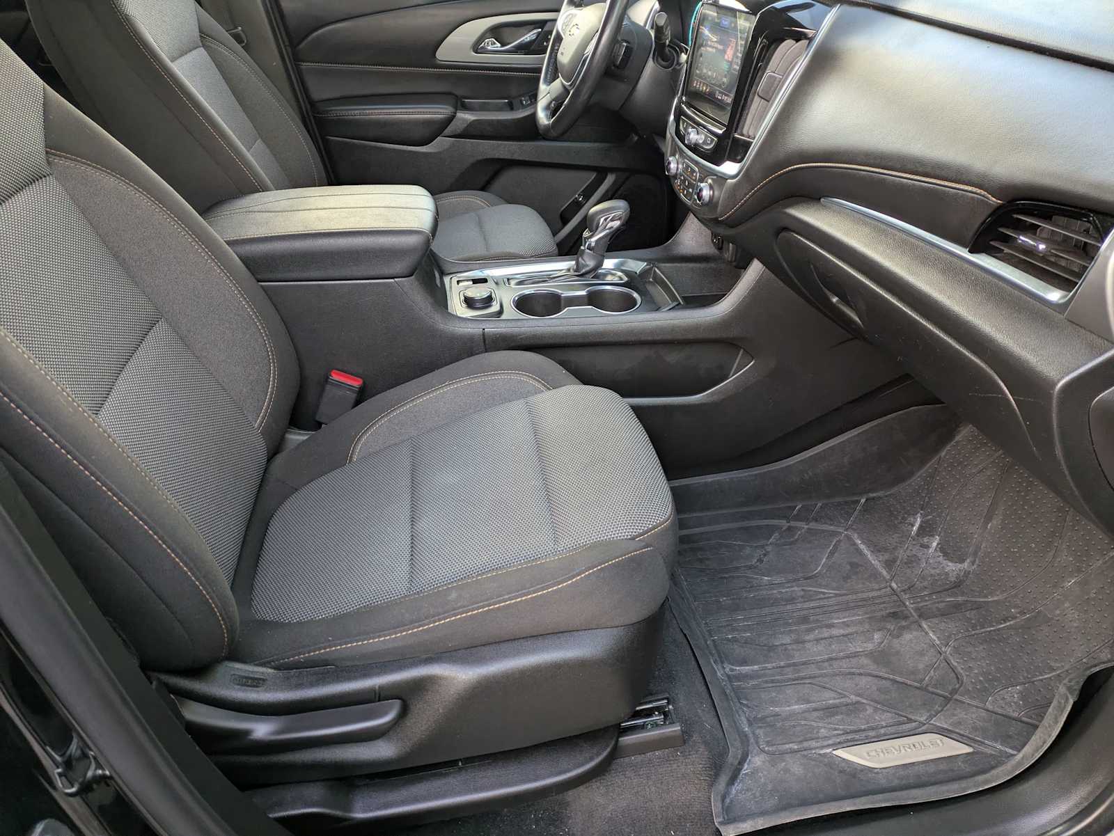 Thumbnail: 2021 Chevrolet Traverse - 20