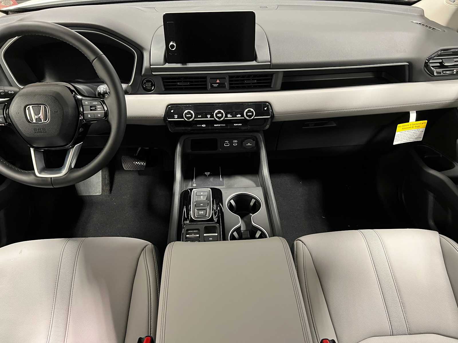 Thumbnail: 2025 Honda Pilot - 19