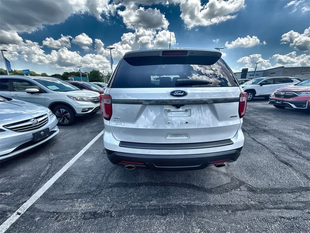 Thumbnail: 2018 Ford Explorer - 5