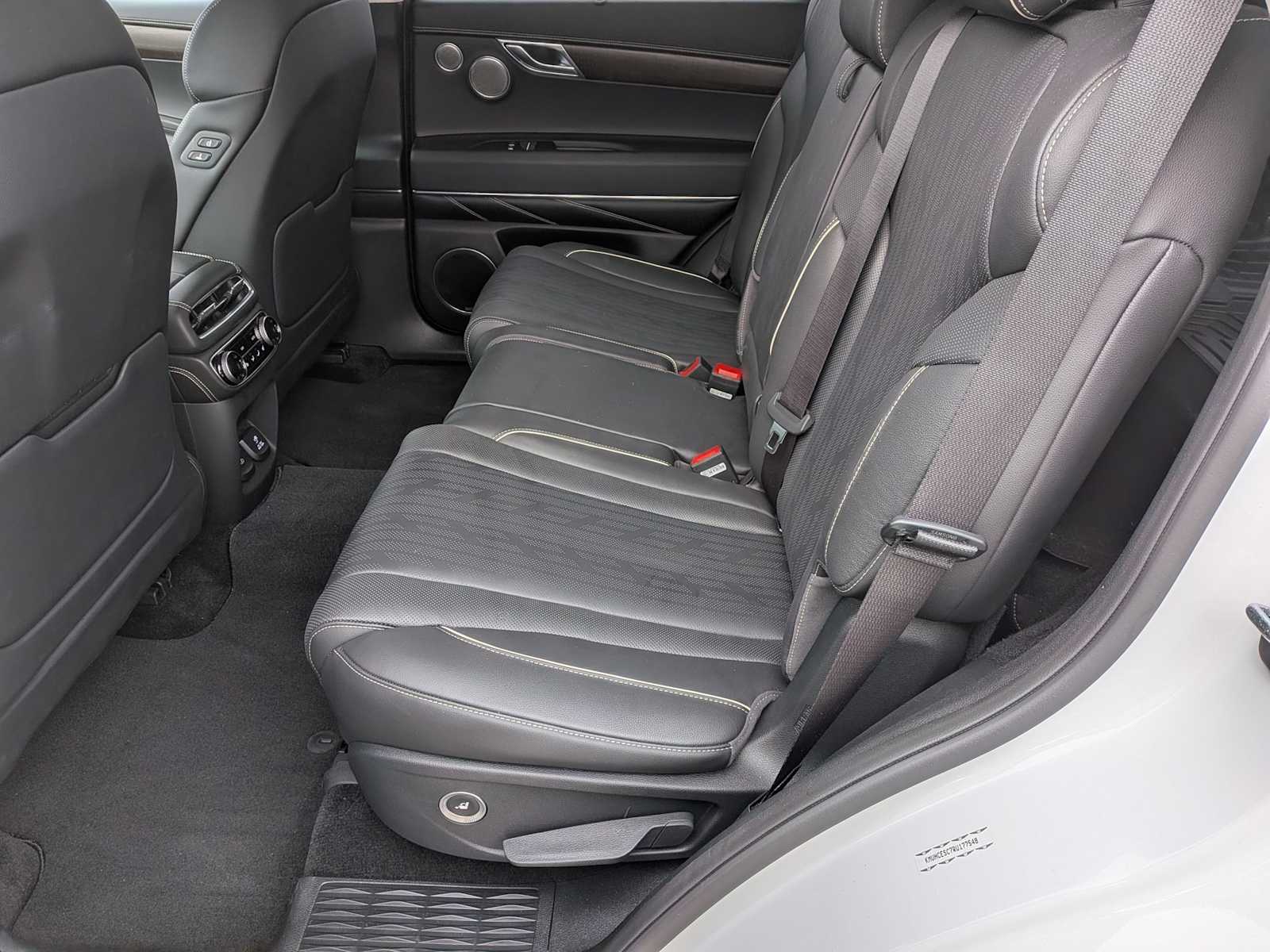 Thumbnail: 2024 Genesis GV80 - 18