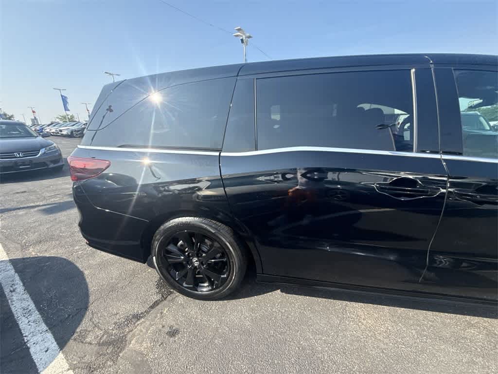 Thumbnail: 2023 Honda Odyssey - 35