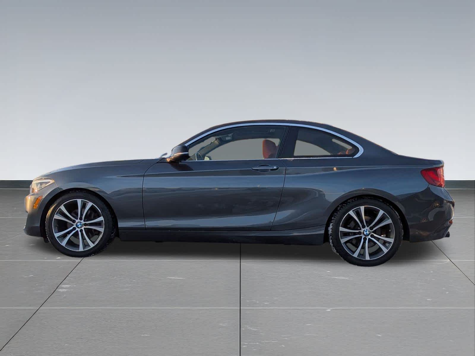 Thumbnail: 2015 BMW 2 Series - 3