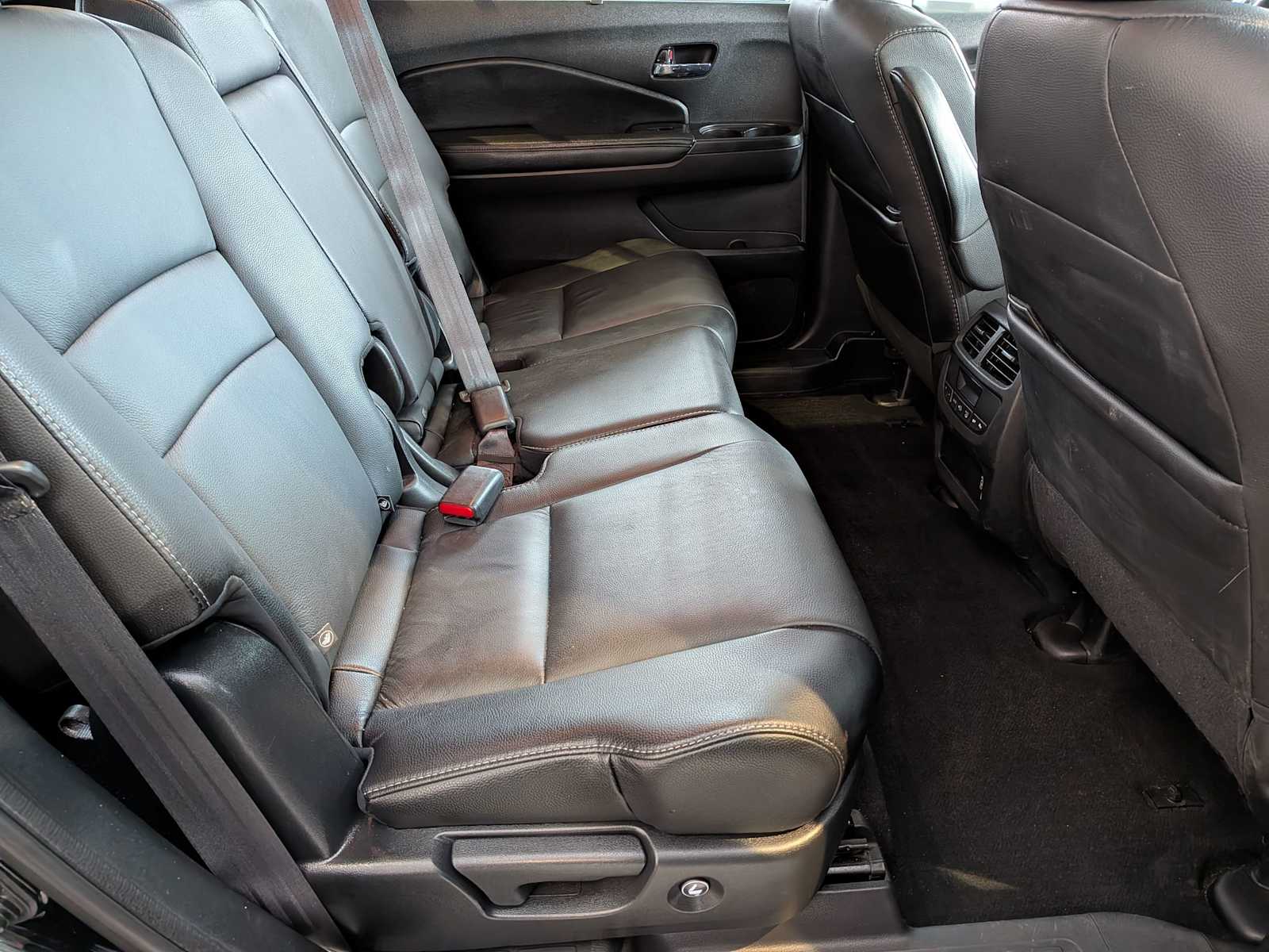 Thumbnail: 2022 Honda Pilot - 20