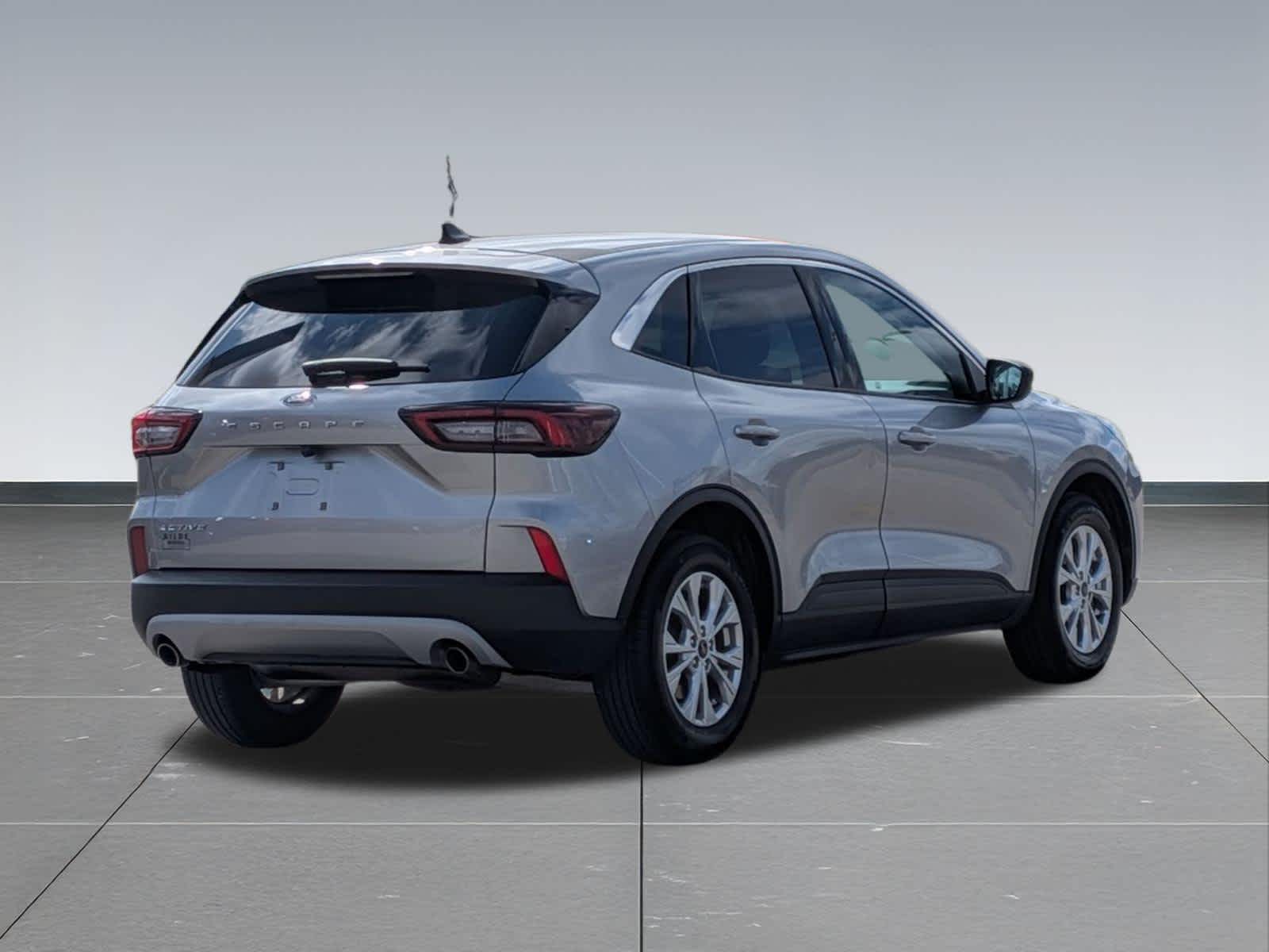 Thumbnail: 2023 Ford Escape - 5