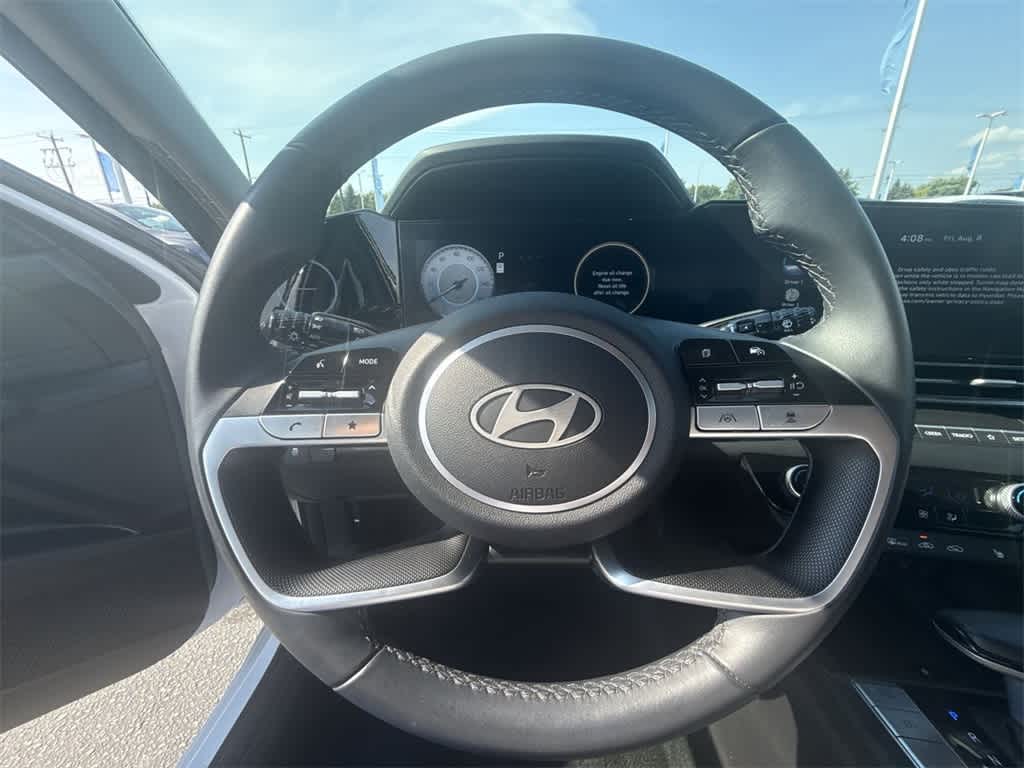 Thumbnail: 2025 Hyundai Elantra - 22