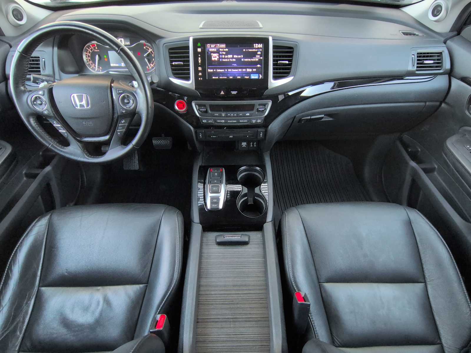 Thumbnail: 2016 Honda Pilot - 15