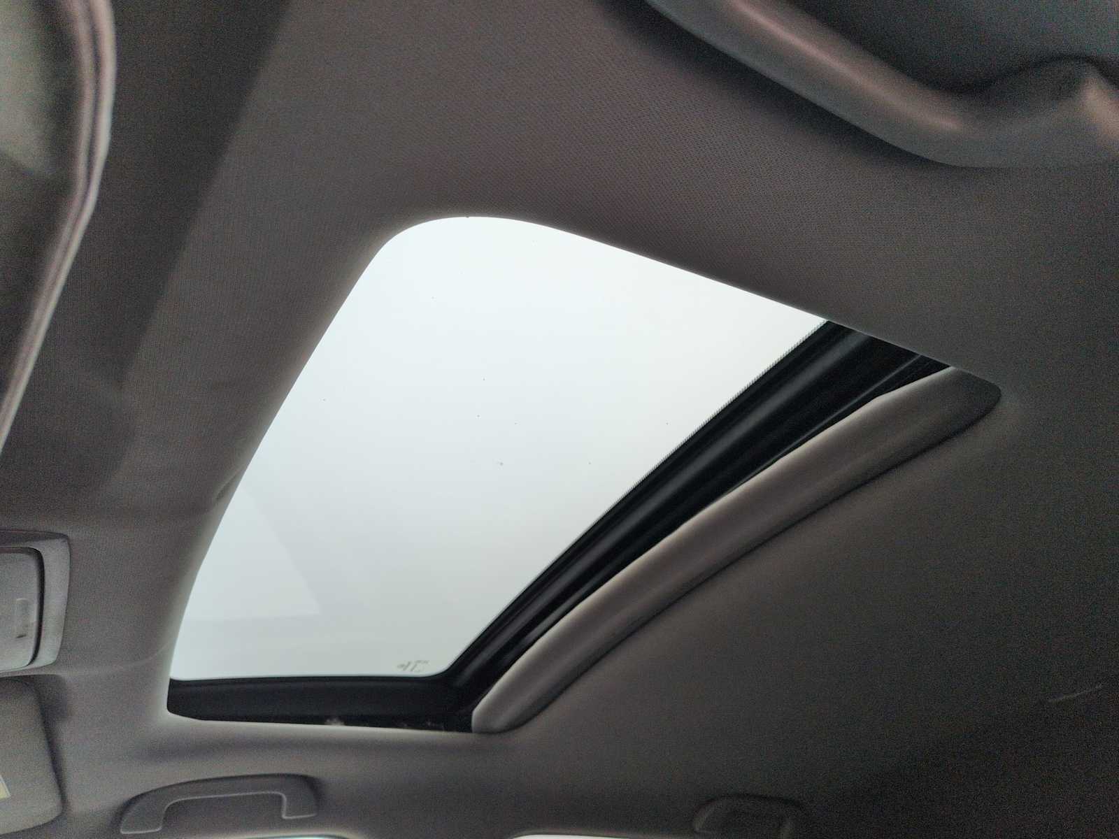 Thumbnail: 2013 Honda Crosstour - 19