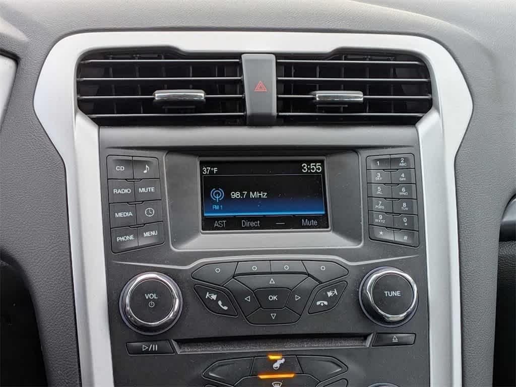 Thumbnail: 2015 Ford Fusion - 26