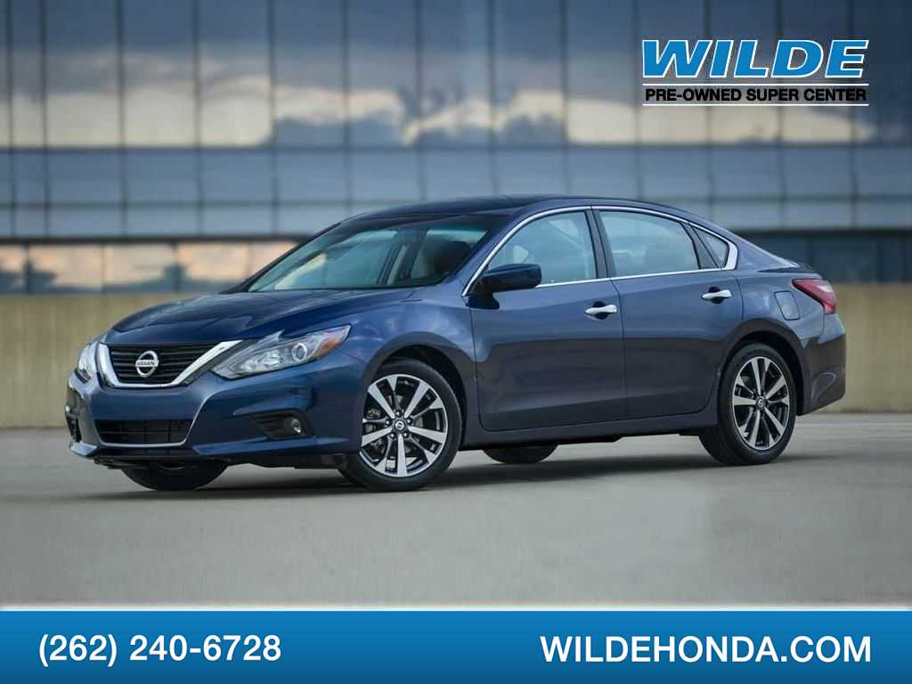2017 Nissan Altima S -
                  Waukesha, WI