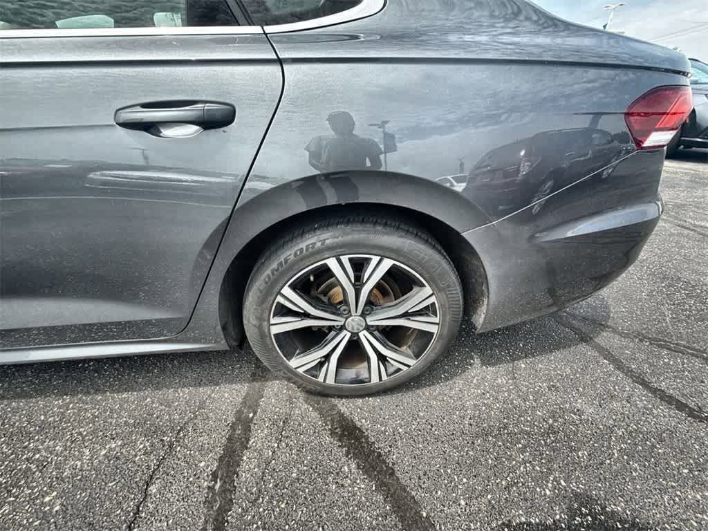 Thumbnail: 2022 Volkswagen Passat - 12