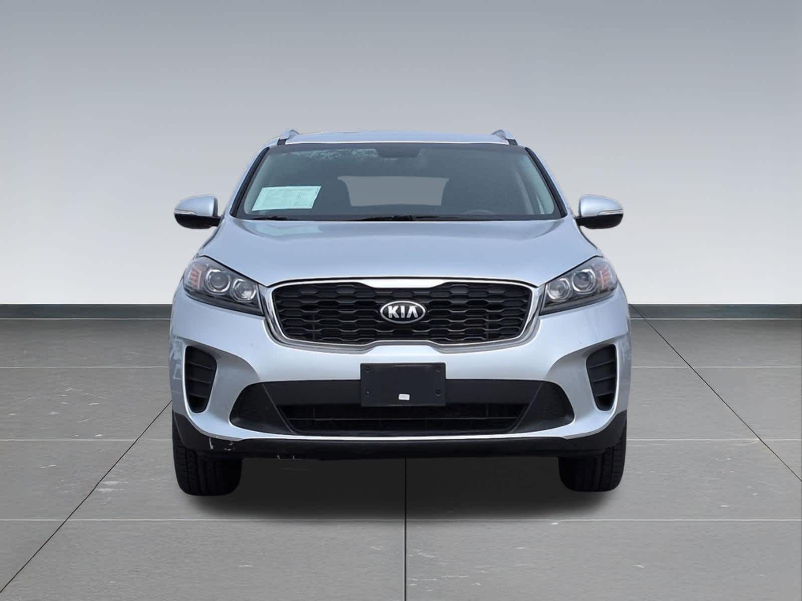 Thumbnail: 2019 Kia Sorento - 9