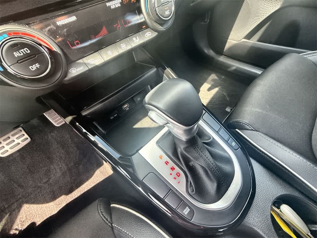 Thumbnail: 2023 Kia Forte - 31