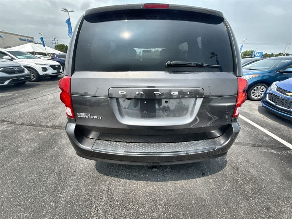 2017 Dodge Grand Caravan SE 11