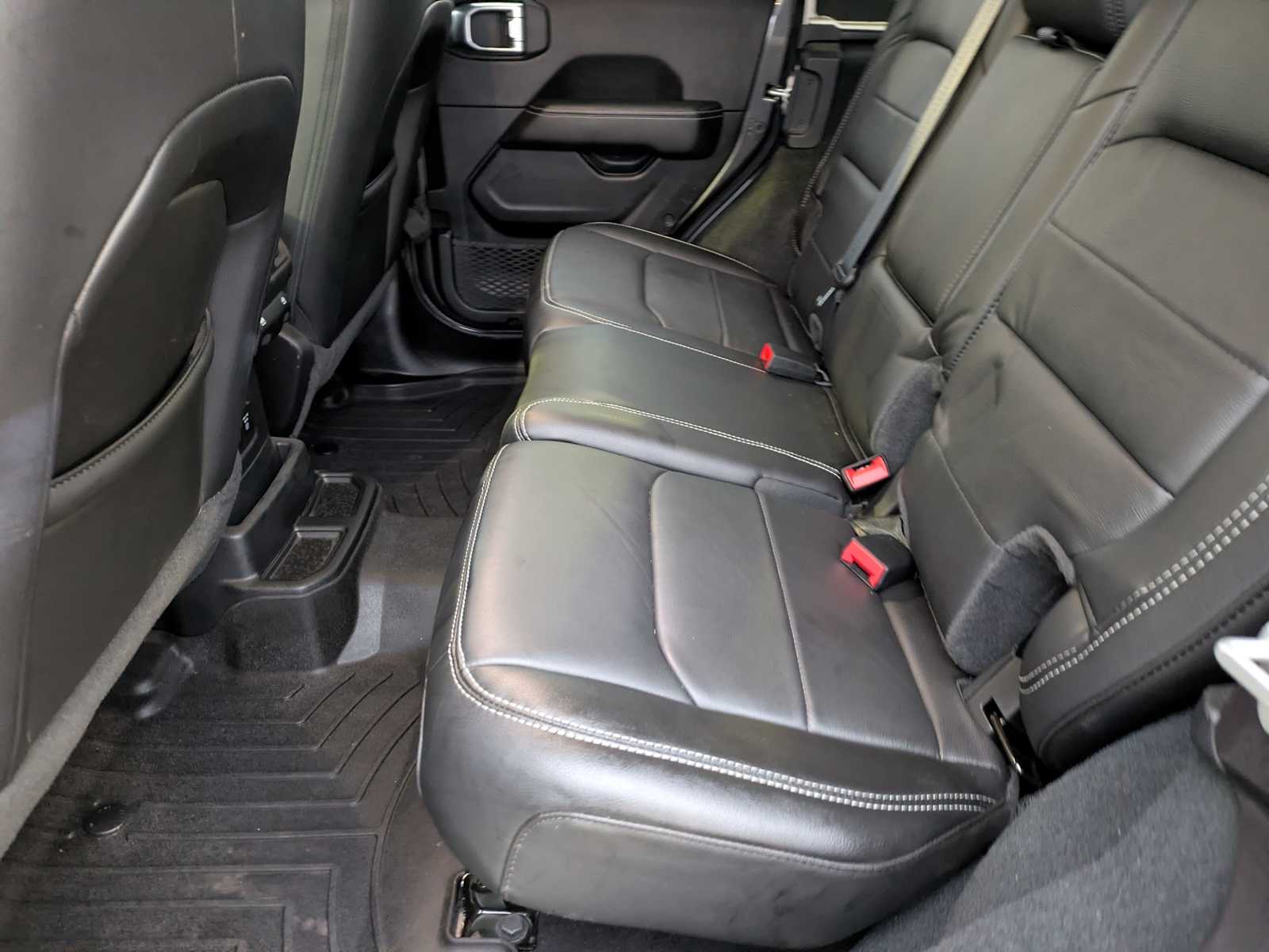 Thumbnail: 2023 Jeep Wrangler - 16