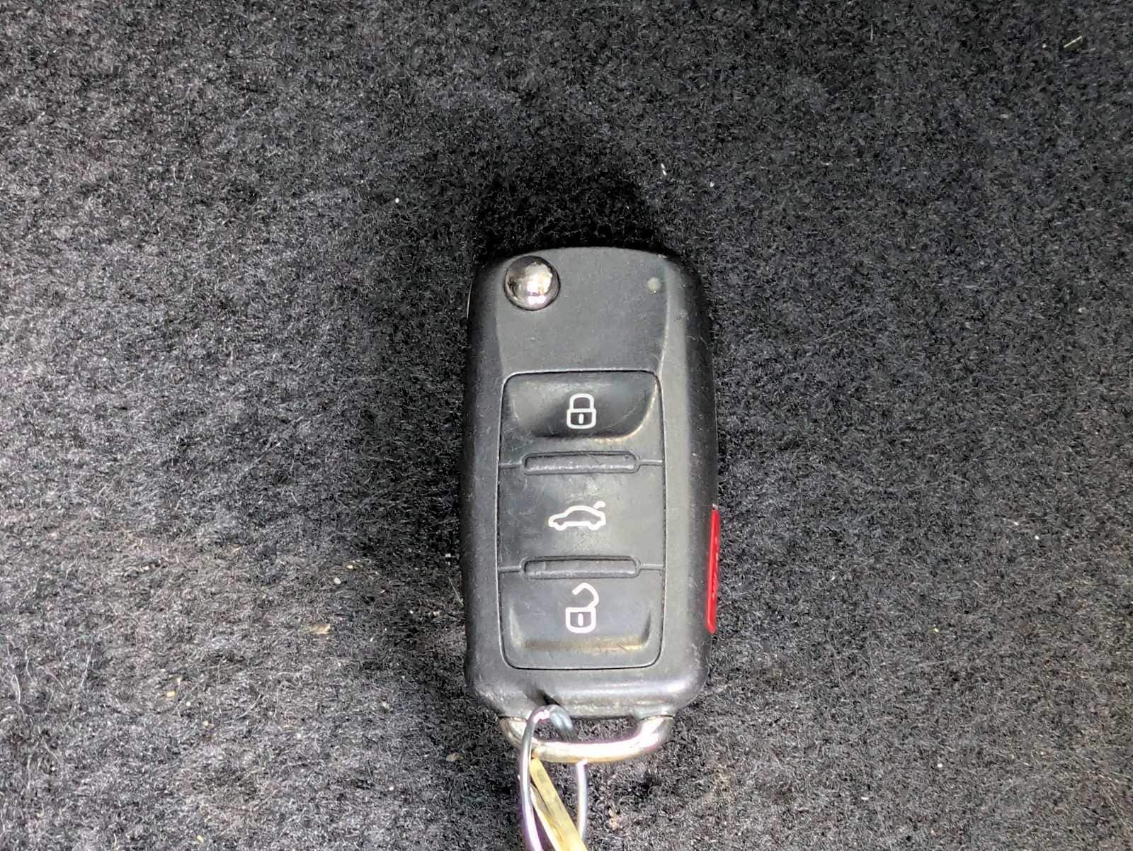 Thumbnail: 2016 Volkswagen Tiguan - 36