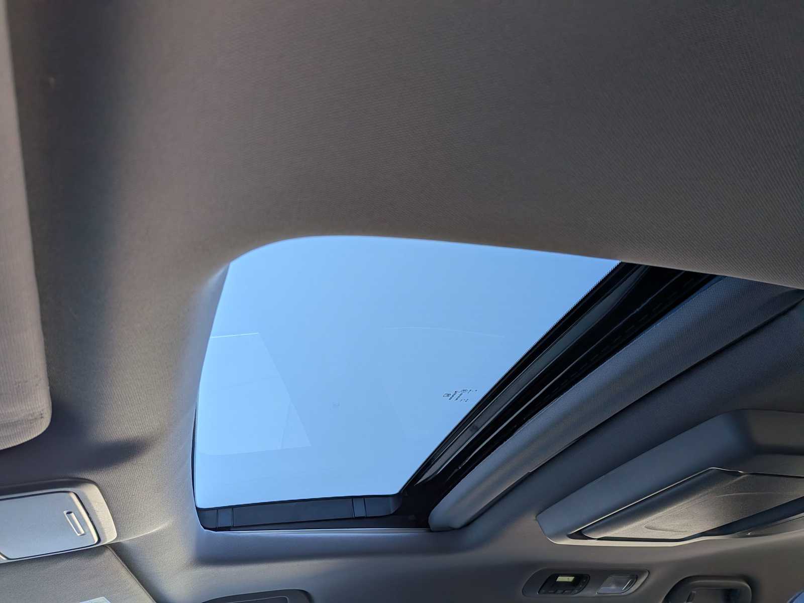 Thumbnail: 2020 Honda Odyssey - 17