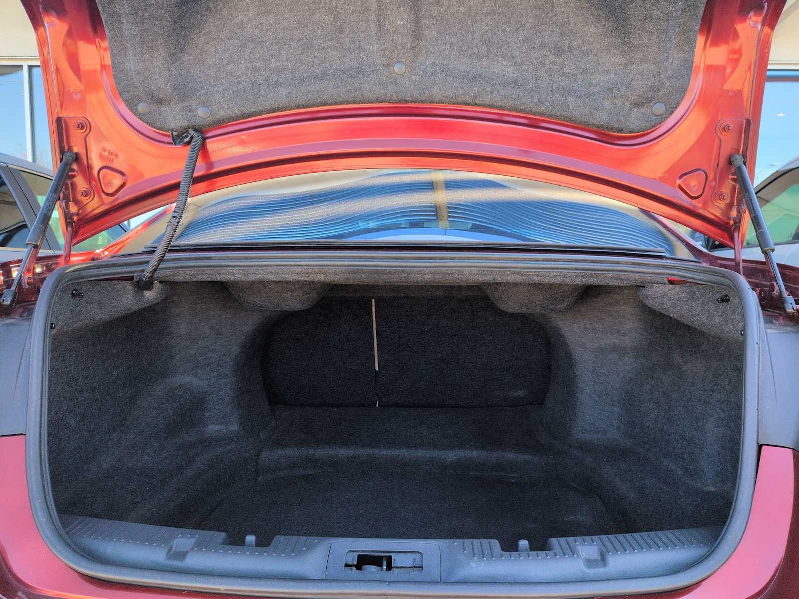 Thumbnail: 2014 Ford Taurus - 31