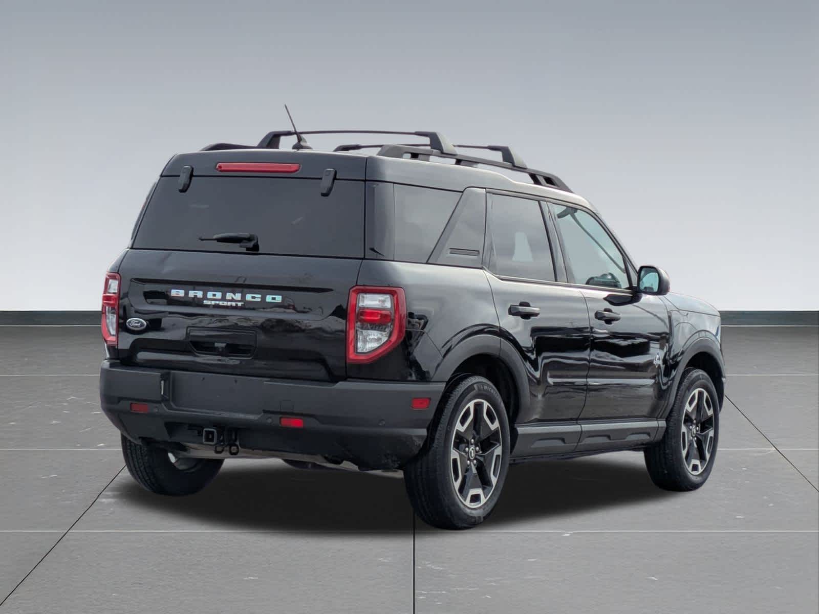 Thumbnail: 2022 Ford Bronco Sport - 6