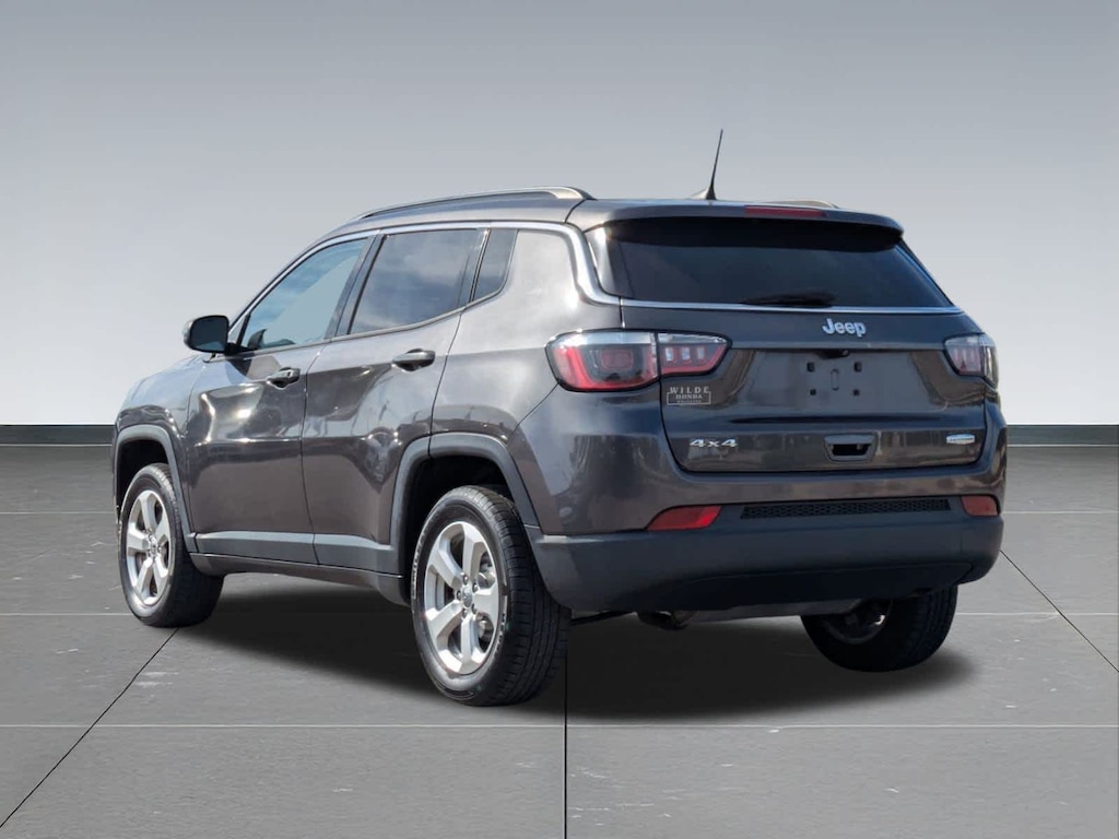 Used 2018 Jeep Compass Latitude 4x4 SUV