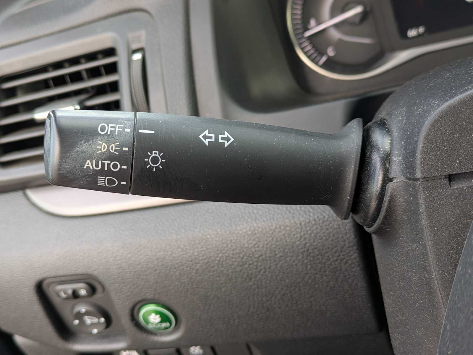 Thumbnail: 2023 Honda Passport - 27