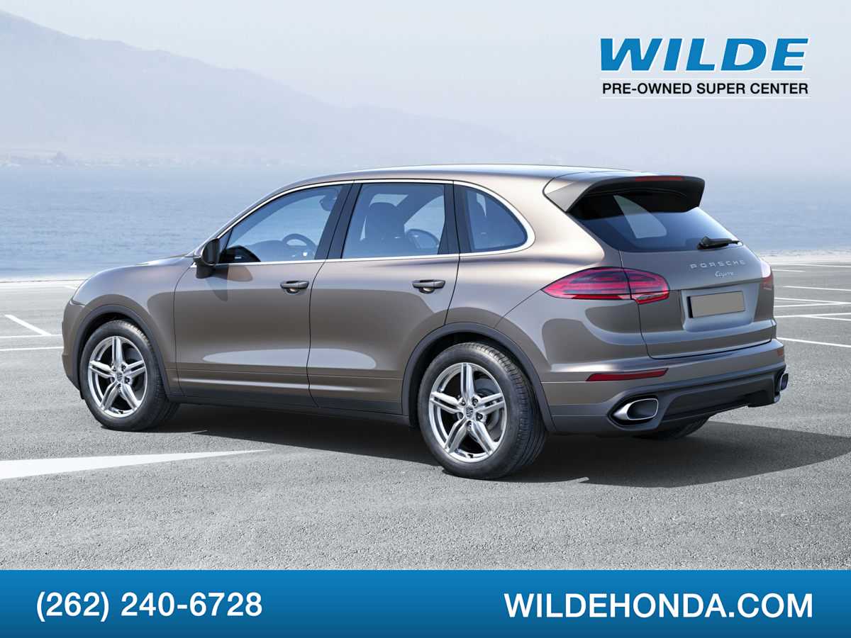 2017 Porsche Cayenne Platinum Edition -
                  Waukesha, WI