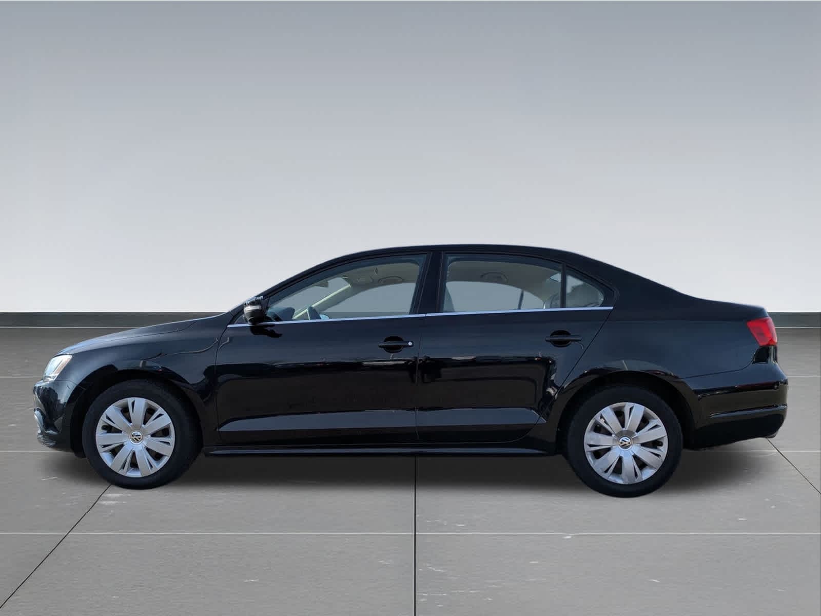 Thumbnail: 2013 Volkswagen Jetta - 3