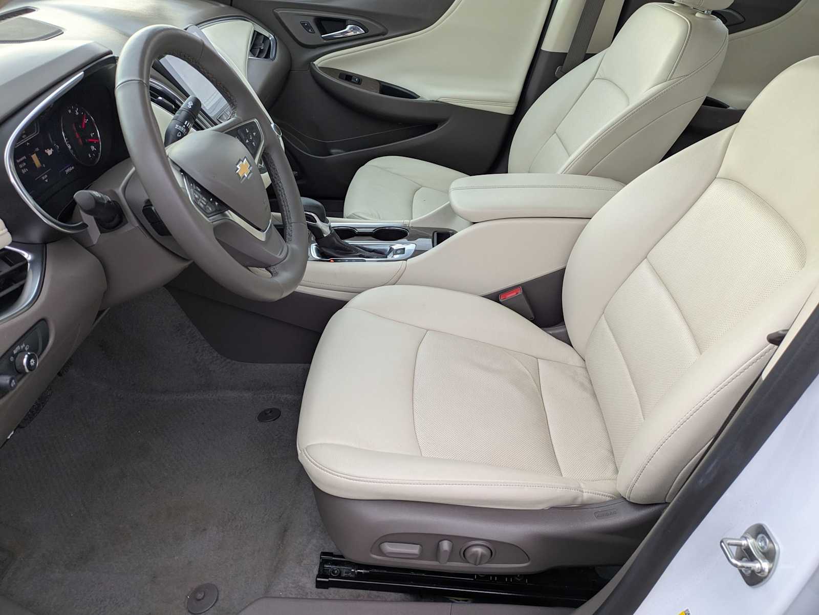 Thumbnail: 2024 Chevrolet Malibu - 15