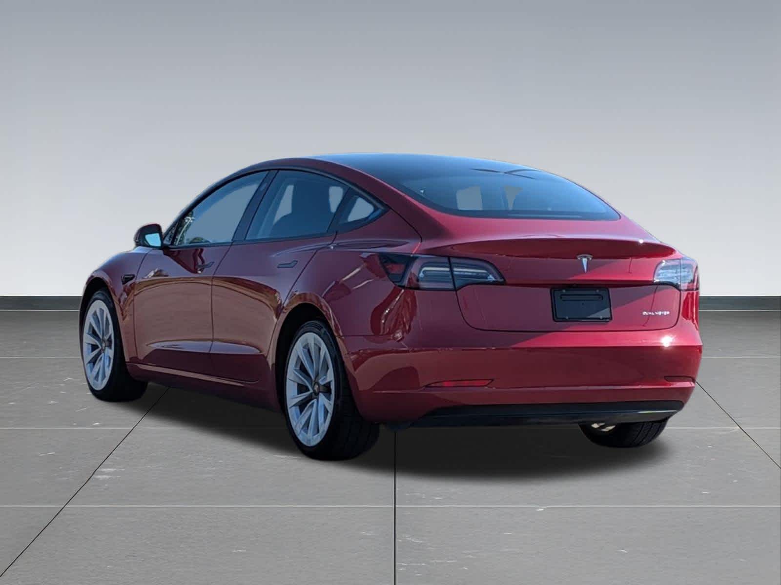 Thumbnail: 2022 Tesla Model 3 - 3