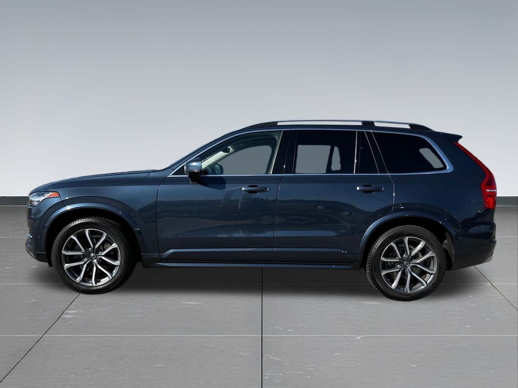 Used 2019 Volvo XC90 T6 Momentum SUV