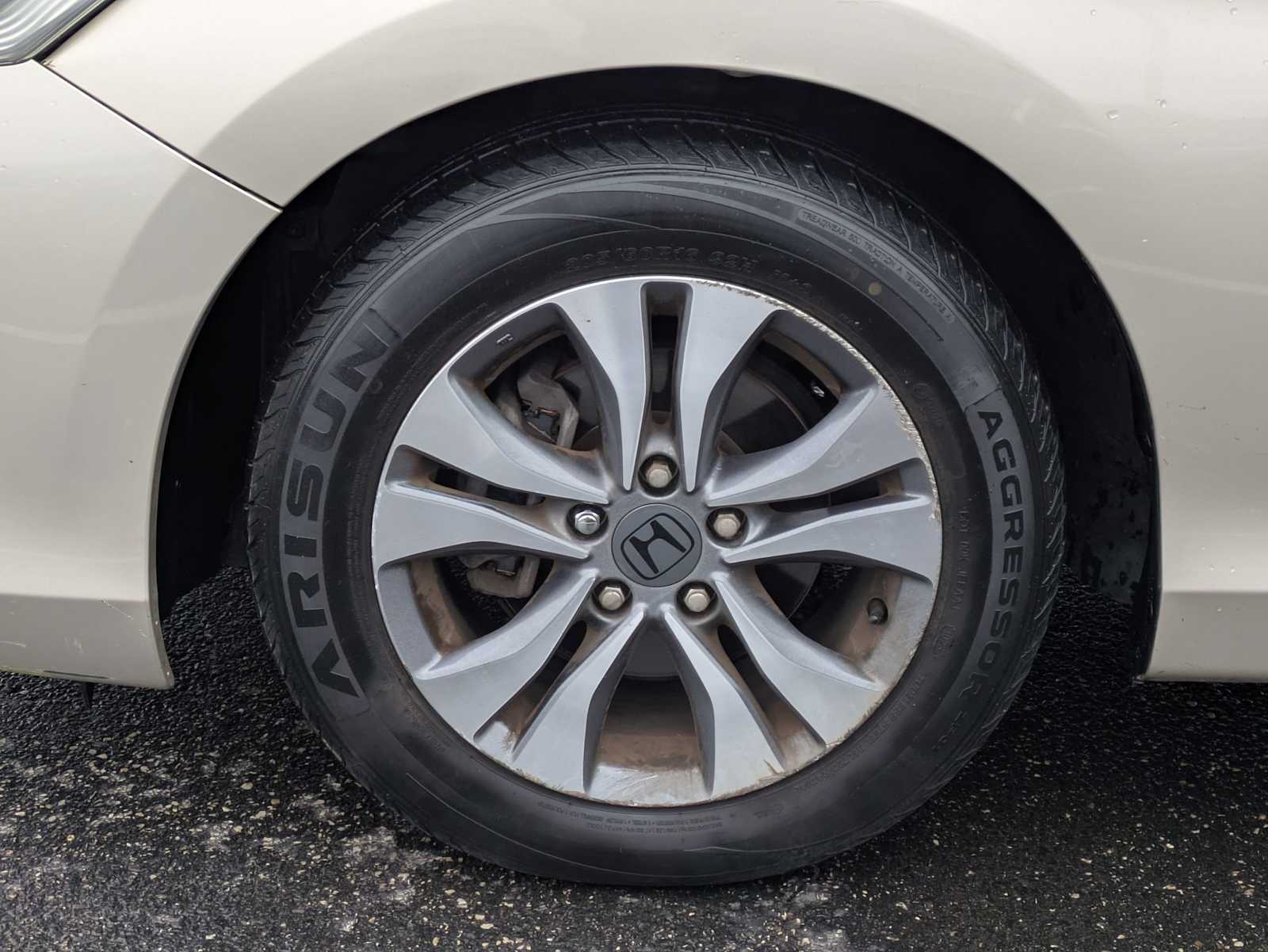 Thumbnail: 2013 Honda Accord - 13