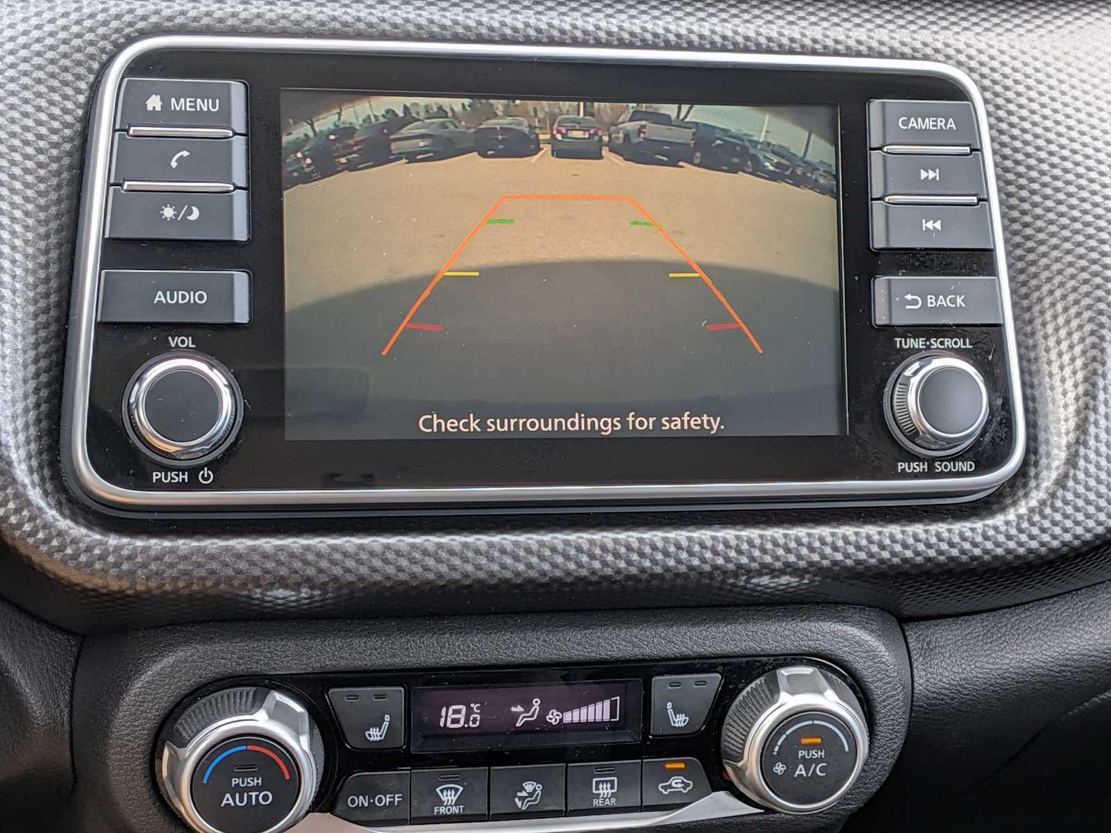 Thumbnail: 2020 Nissan Kicks - 27