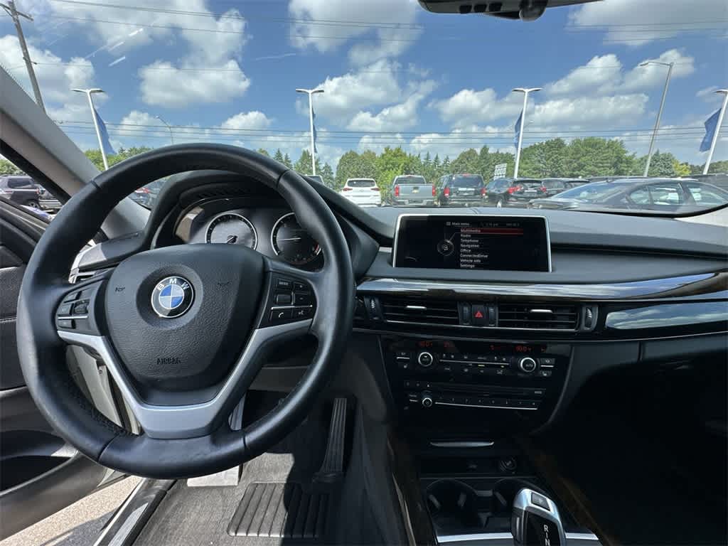 Thumbnail: 2015 BMW X5 - 17