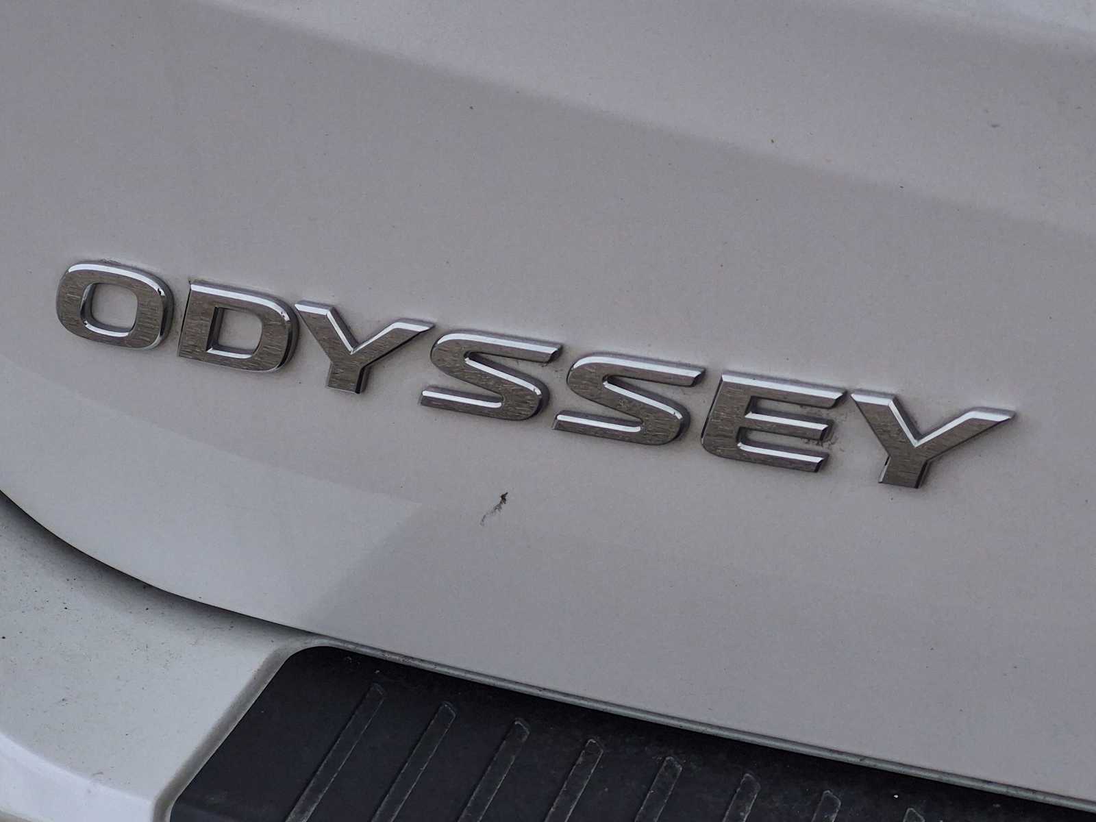 2024 Honda Odyssey EX-L - Photo 12