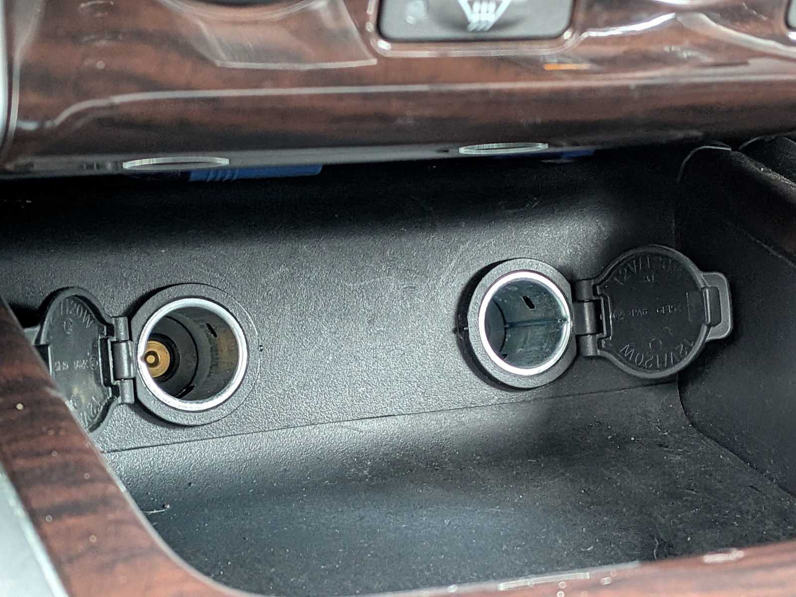 Thumbnail: 2015 Nissan Pathfinder - 29