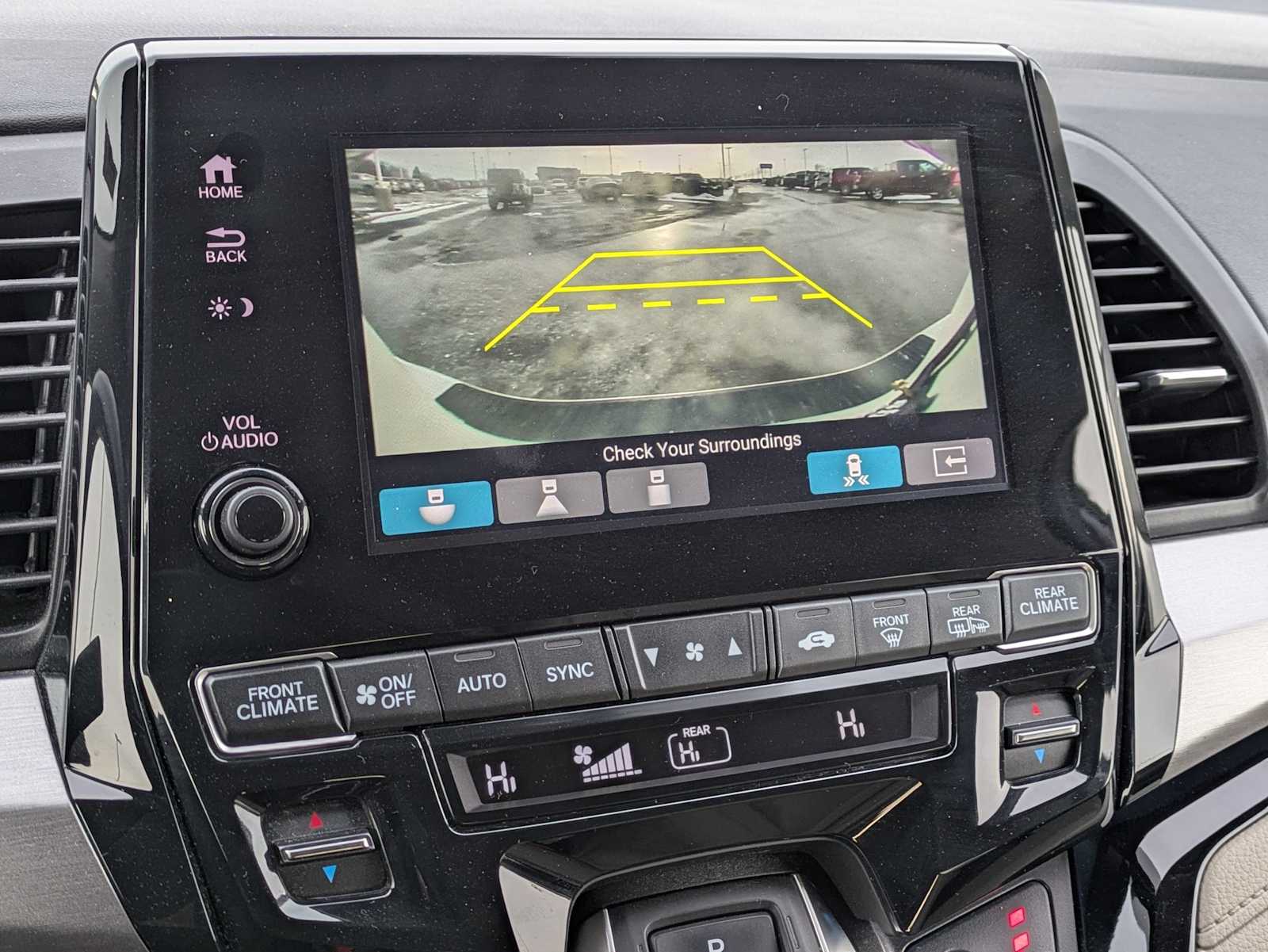 Thumbnail: 2023 Honda Odyssey - 30