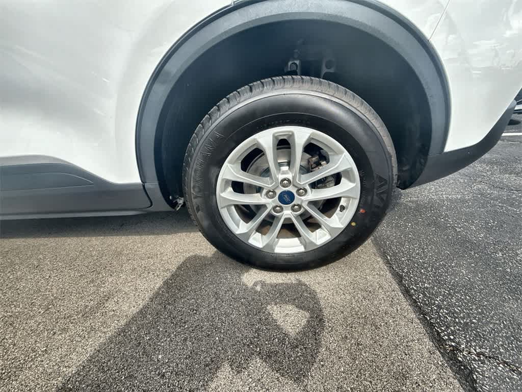 Thumbnail: 2021 Ford Escape - 12
