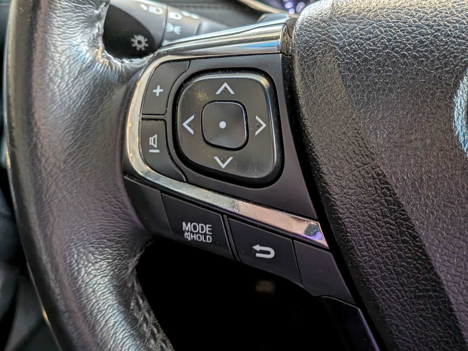 Thumbnail: 2018 Toyota Avalon - 21