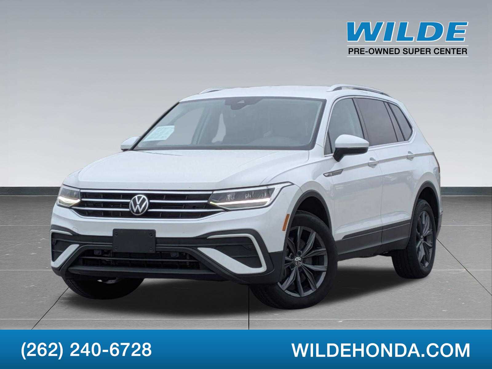 Thumbnail: 2022 Volkswagen Tiguan - 1